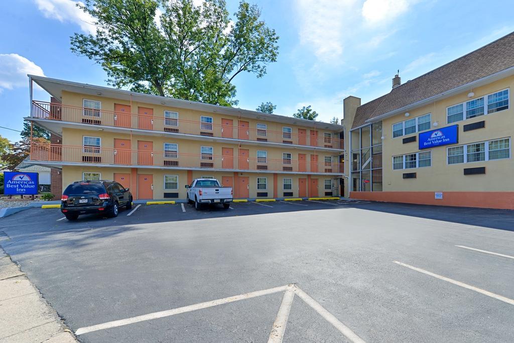Media Inn & Suites Kültér fotó